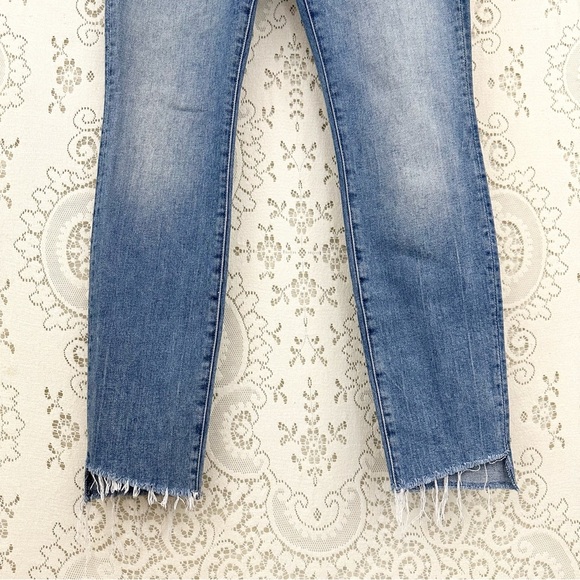 Mother Denim The Looker Ankle Step Fray in Truth Or Dare - Picture 10 of 15